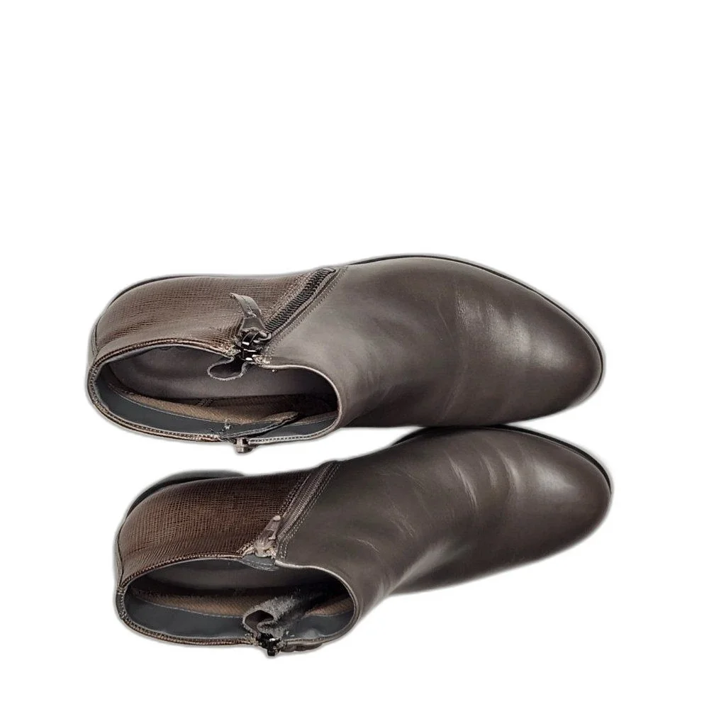 Ecco touch 36 warm grey leather boots, size EU38  EUC